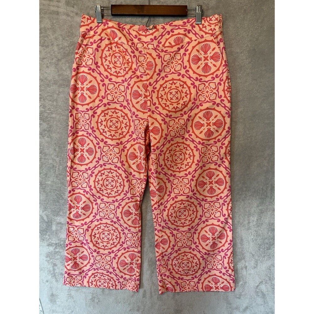 Crown And Ivy Pink Medallion Capri Pants Women's 14 NWT  Modern Playful Preppy